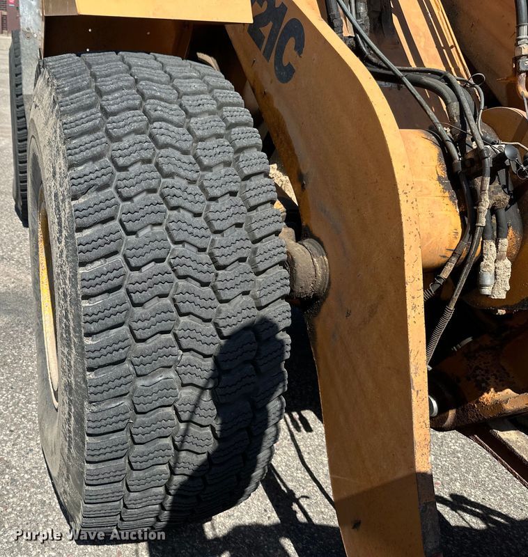 image for item EB2553 2002 Case 721C wheel loader