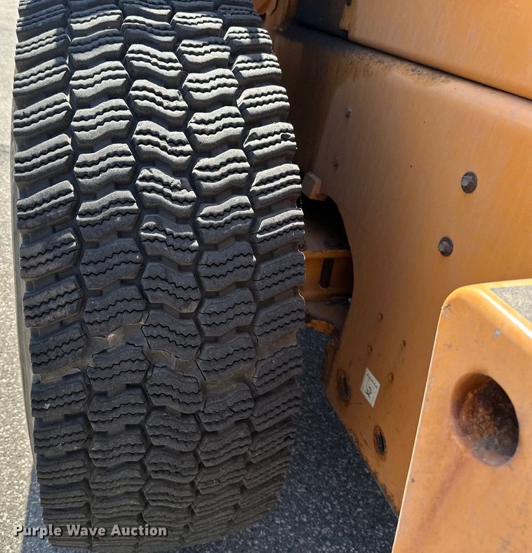 image for item EB2553 2002 Case 721C wheel loader