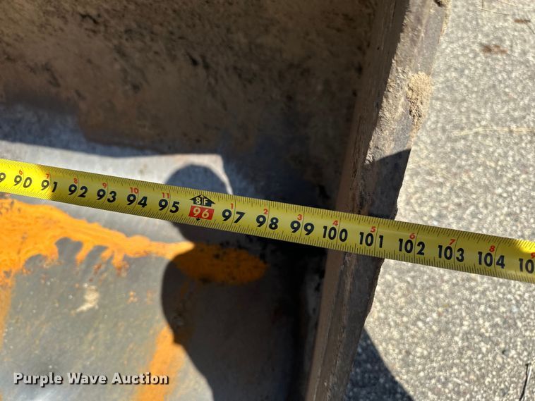 image for item EB2553 2002 Case 721C wheel loader