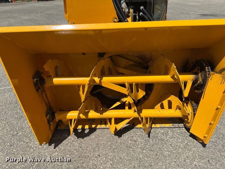 image for item EB2554 Trackless MT5T municipal tractor 