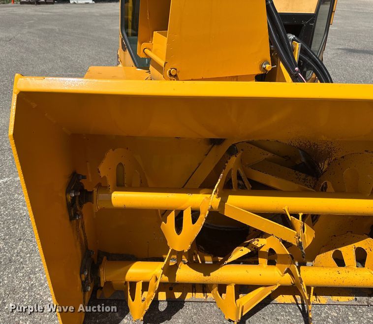 image for item EB2554 Trackless MT5T municipal tractor 