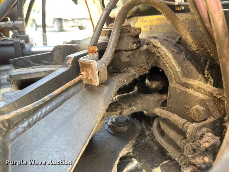 image for item EB2554 Trackless MT5T municipal tractor 