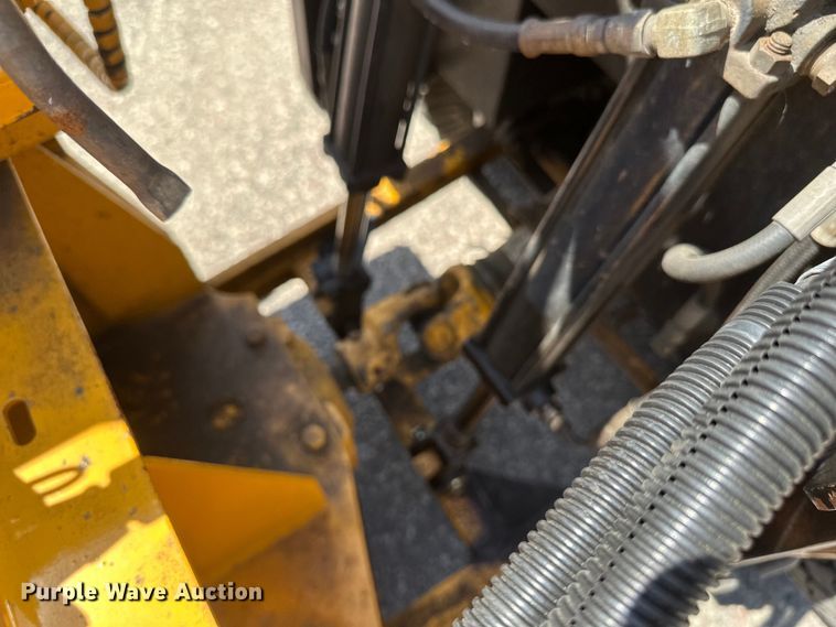 image for item EB2554 Trackless MT5T municipal tractor 