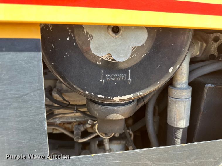 image for item EB2554 Trackless MT5T municipal tractor 