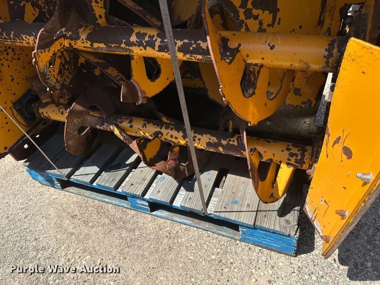 image for item EB2554 Trackless MT5T municipal tractor 