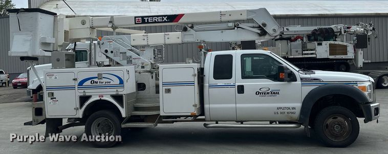 image for item EB2573 2013 Ford F550 Super Duty XLT Supercab bucket truck