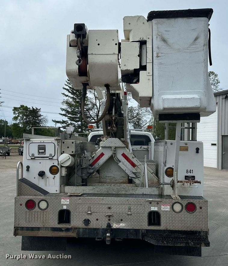 image for item EB2573 2013 Ford F550 Super Duty XLT Supercab bucket truck