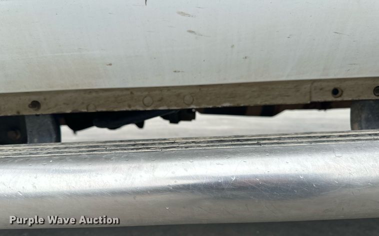 image for item EB2573 2013 Ford F550 Super Duty XLT Supercab bucket truck