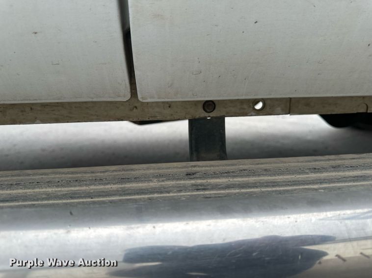 image for item EB2573 2013 Ford F550 Super Duty XLT Supercab bucket truck