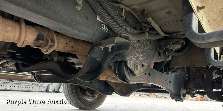 image for item EB2573 2013 Ford F550 Super Duty XLT Supercab bucket truck