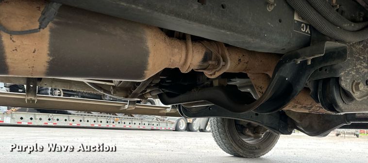 image for item EB2573 2013 Ford F550 Super Duty XLT Supercab bucket truck