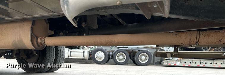 image for item EB2573 2013 Ford F550 Super Duty XLT Supercab bucket truck