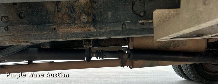 image for item EB2573 2013 Ford F550 Super Duty XLT Supercab bucket truck