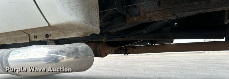 image for item EB2573 2013 Ford F550 Super Duty XLT Supercab bucket truck