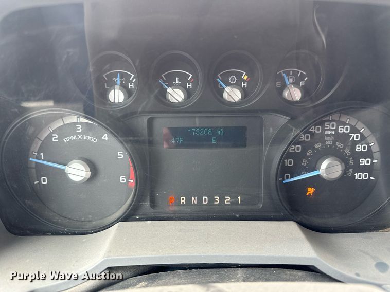 image for item EB2573 2013 Ford F550 Super Duty XLT Supercab bucket truck