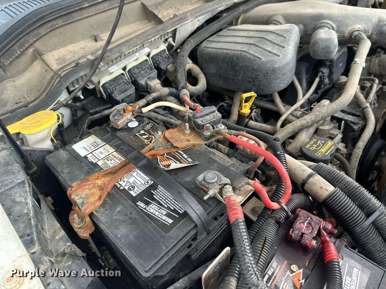 image for item EB2573 2013 Ford F550 Super Duty XLT Supercab bucket truck