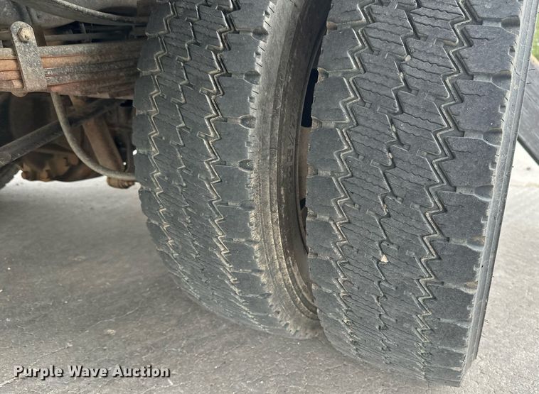 image for item EB2573 2013 Ford F550 Super Duty XLT Supercab bucket truck