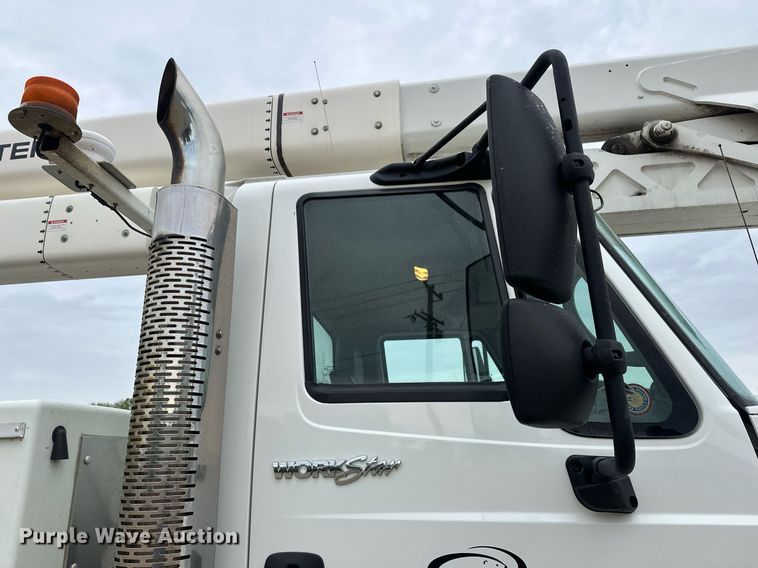 image for item EB2574 2009 International WorkStar 7400 bucket truck