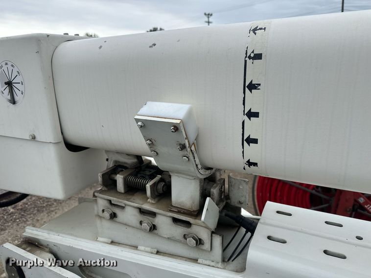 image for item EB2574 2009 International WorkStar 7400 bucket truck