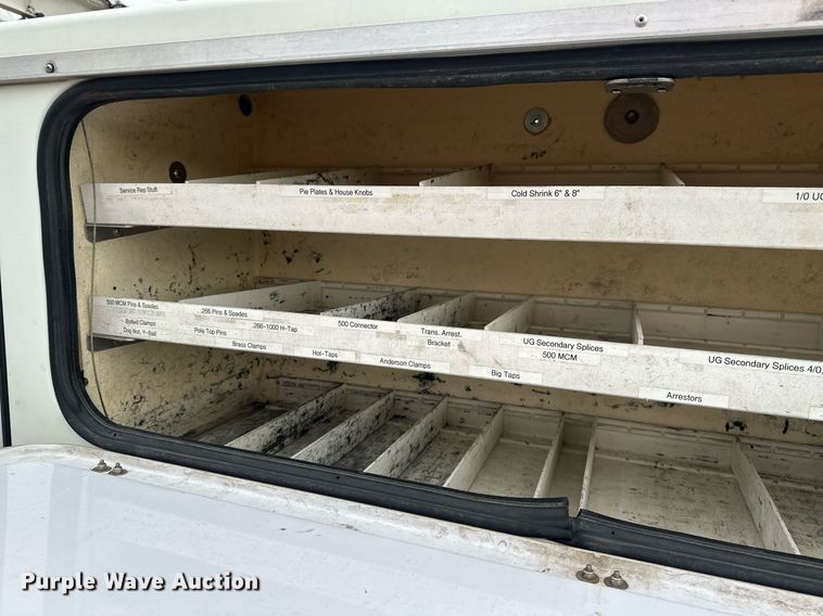 image for item EB2574 2009 International WorkStar 7400 bucket truck