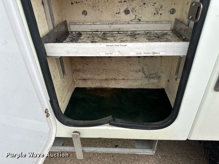 image for item EB2574 2009 International WorkStar 7400 bucket truck