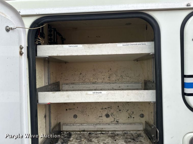 image for item EB2574 2009 International WorkStar 7400 bucket truck