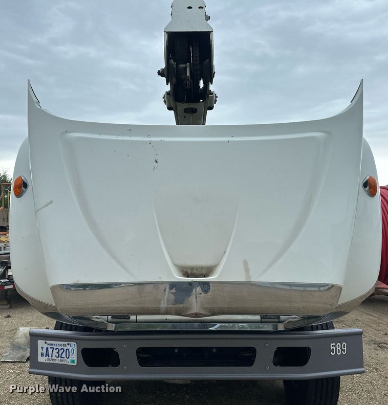 image for item EB2574 2009 International WorkStar 7400 bucket truck