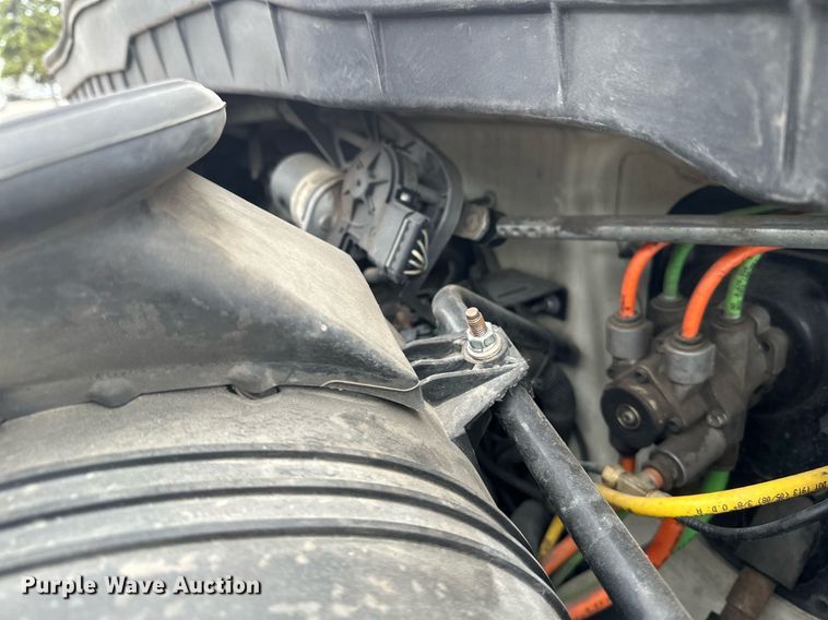 image for item EB2574 2009 International WorkStar 7400 bucket truck