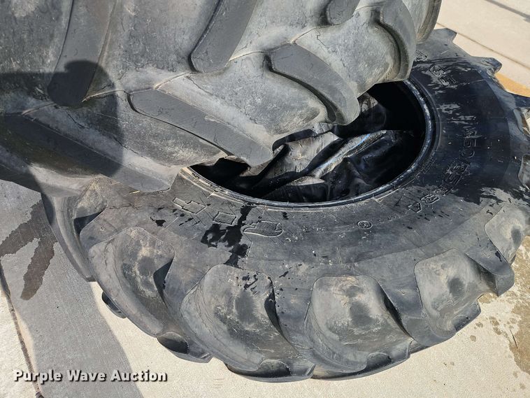 image for item EB8022 (3) tractor tires