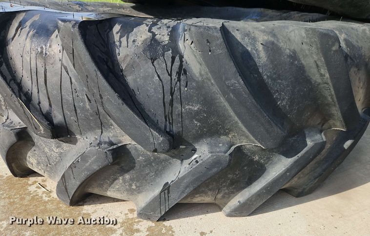 image for item EB8022 (3) tractor tires