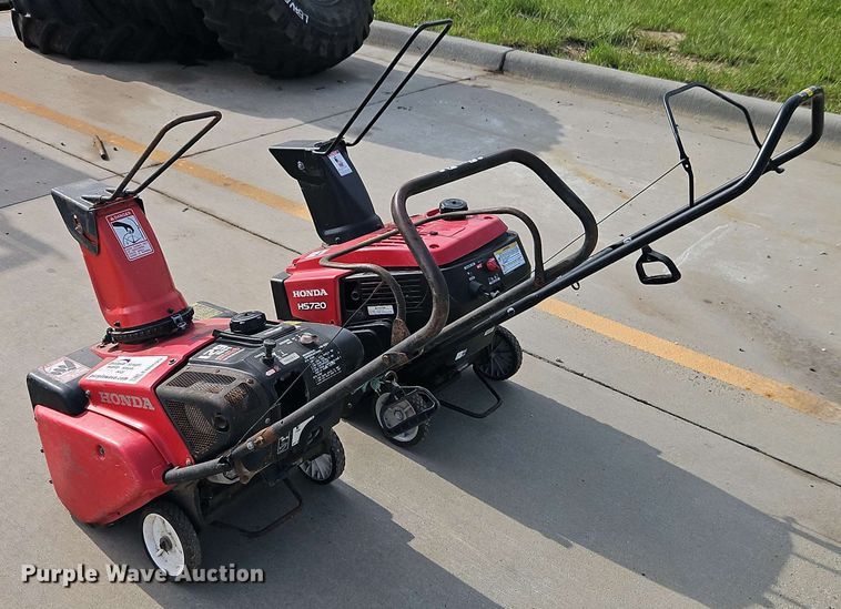 image for item EB8023 (2) Honda snow blowers