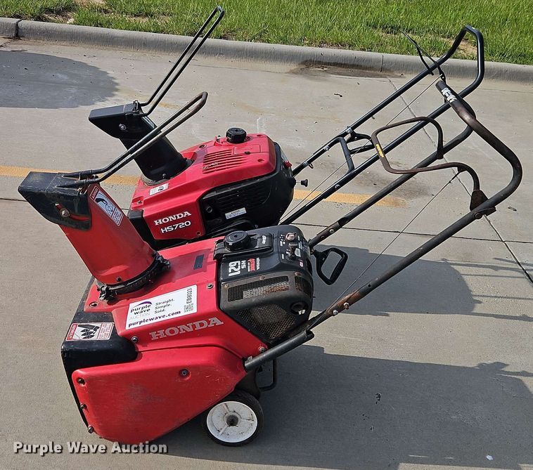 image for item EB8023 (2) Honda snow blowers