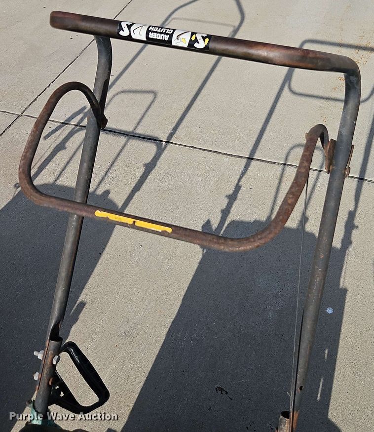 image for item EB8023 (2) Honda snow blowers