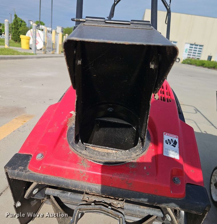 image for item EB8023 (2) Honda snow blowers