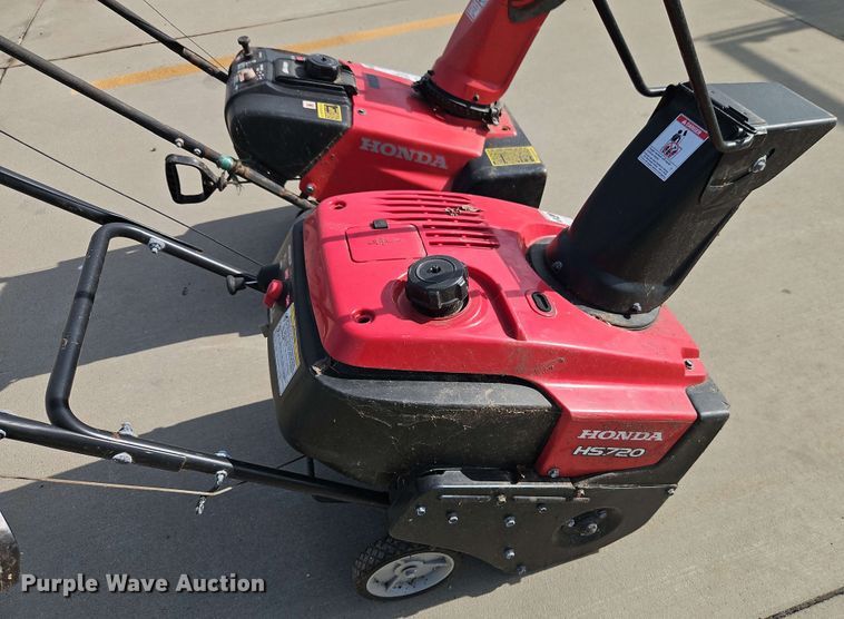 image for item EB8023 (2) Honda snow blowers