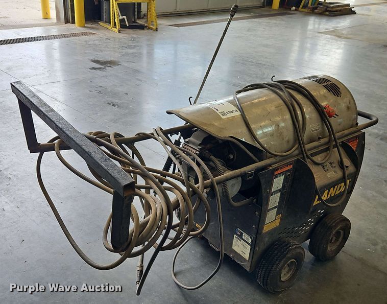 image for item EB8028 Landa HOT2-1500D hot pressure washer