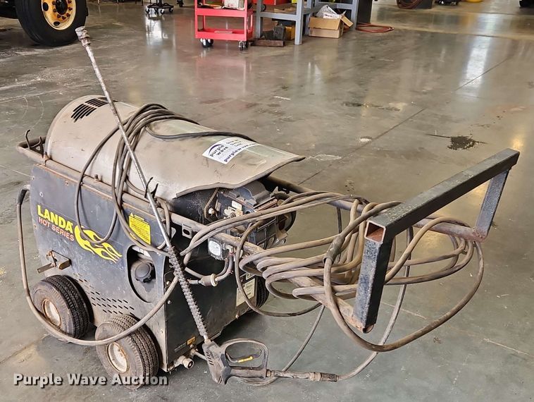 image for item EB8028 Landa HOT2-1500D hot pressure washer