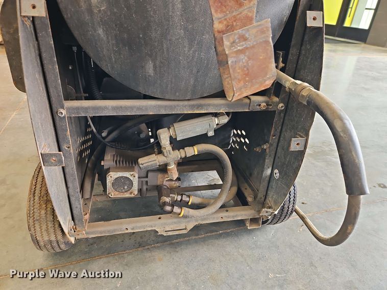 image for item EB8028 Landa HOT2-1500D hot pressure washer