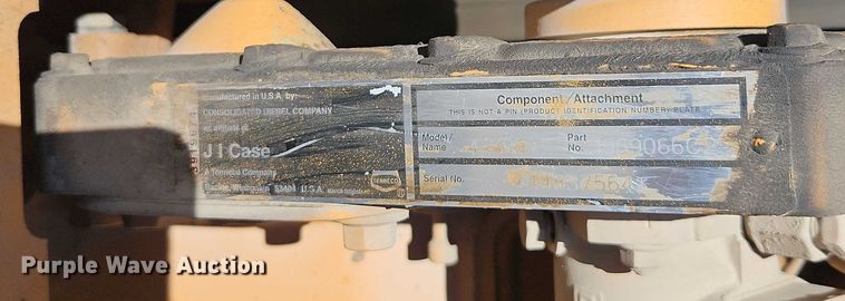 image for item EB8032 1993 Case 480F LL landscape tractor