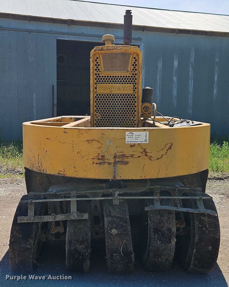 image for item EB8033 Ferguson 555-7109 pneumatic roller