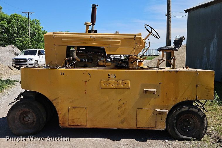 image for item EB8033 Ferguson 555-7109 pneumatic roller