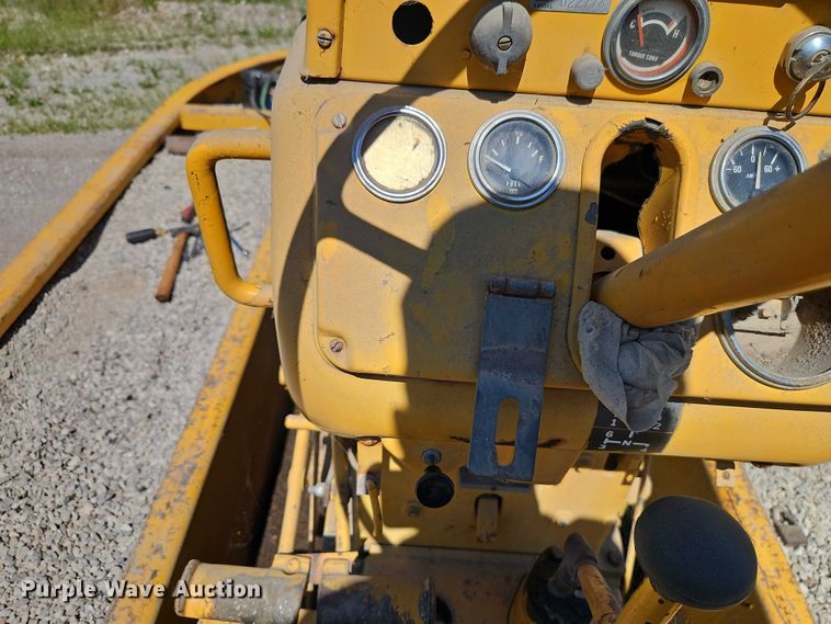 image for item EB8033 Ferguson 555-7109 pneumatic roller