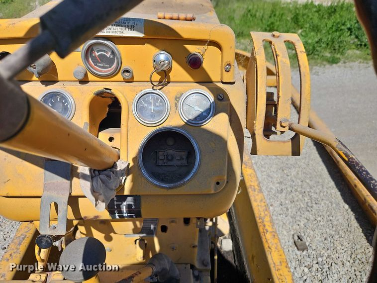 image for item EB8033 Ferguson 555-7109 pneumatic roller