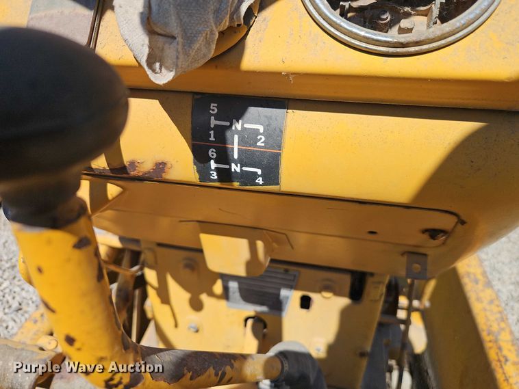 image for item EB8033 Ferguson 555-7109 pneumatic roller