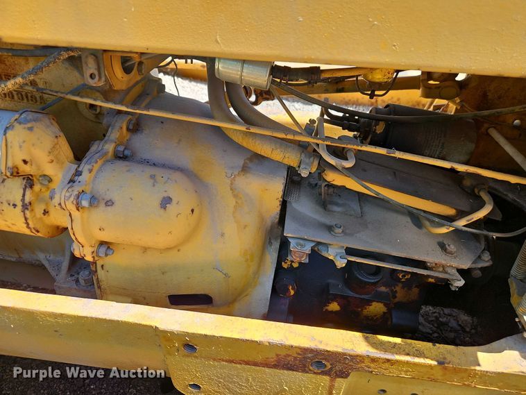 image for item EB8033 Ferguson 555-7109 pneumatic roller