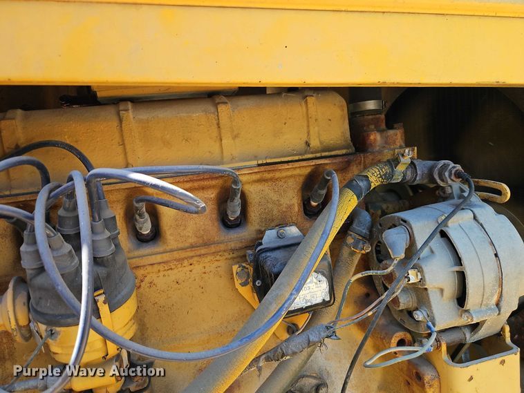 image for item EB8033 Ferguson 555-7109 pneumatic roller