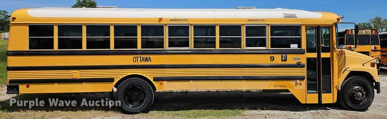 image for item EB8036 2003 Freightliner 65PA school bus