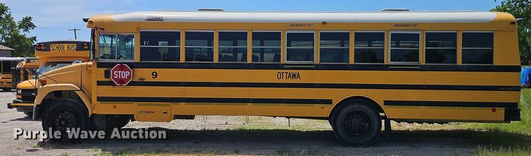 image for item EB8036 2003 Freightliner 65PA school bus