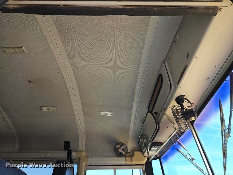 image for item EB8036 2003 Freightliner 65PA school bus