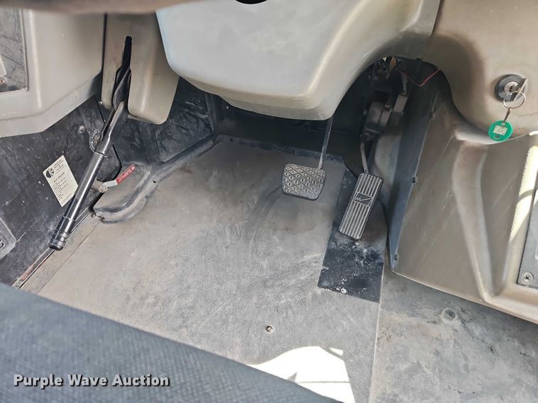 image for item EB8036 2003 Freightliner 65PA school bus